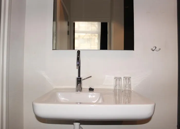 Innercity Szálloda 3*